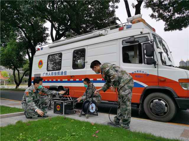 【文明实践】广州鸣放防空警报3分钟响应全国性哀伤勾当,12台批示车音响全包围