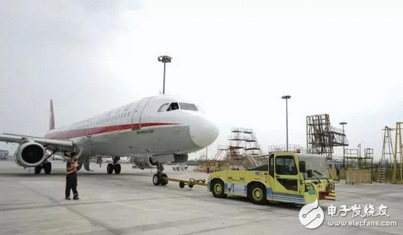 什么环境 双流机场这架飞机为什么开到这里来了
