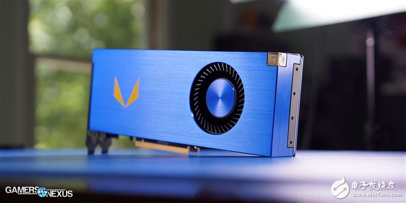 眼红了 竟然有人搞到了两块AMD Vega