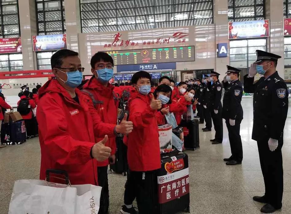 “再见了，荆州！”广东、海南援荆医疗队含泪撤离，感谢你，为荆州拼过命！