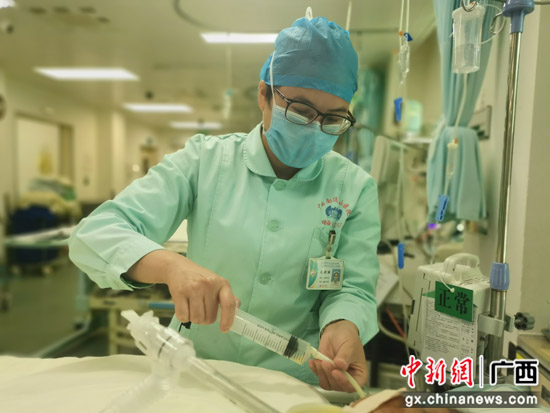 南溪山医院护士毛鸿丽入选“中国大好人榜”