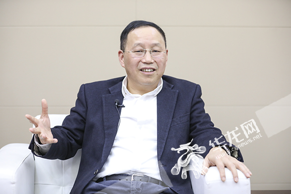 履职这一年｜全国人大代表张兴海：致力于敦促重庆汽车财富高质量成长