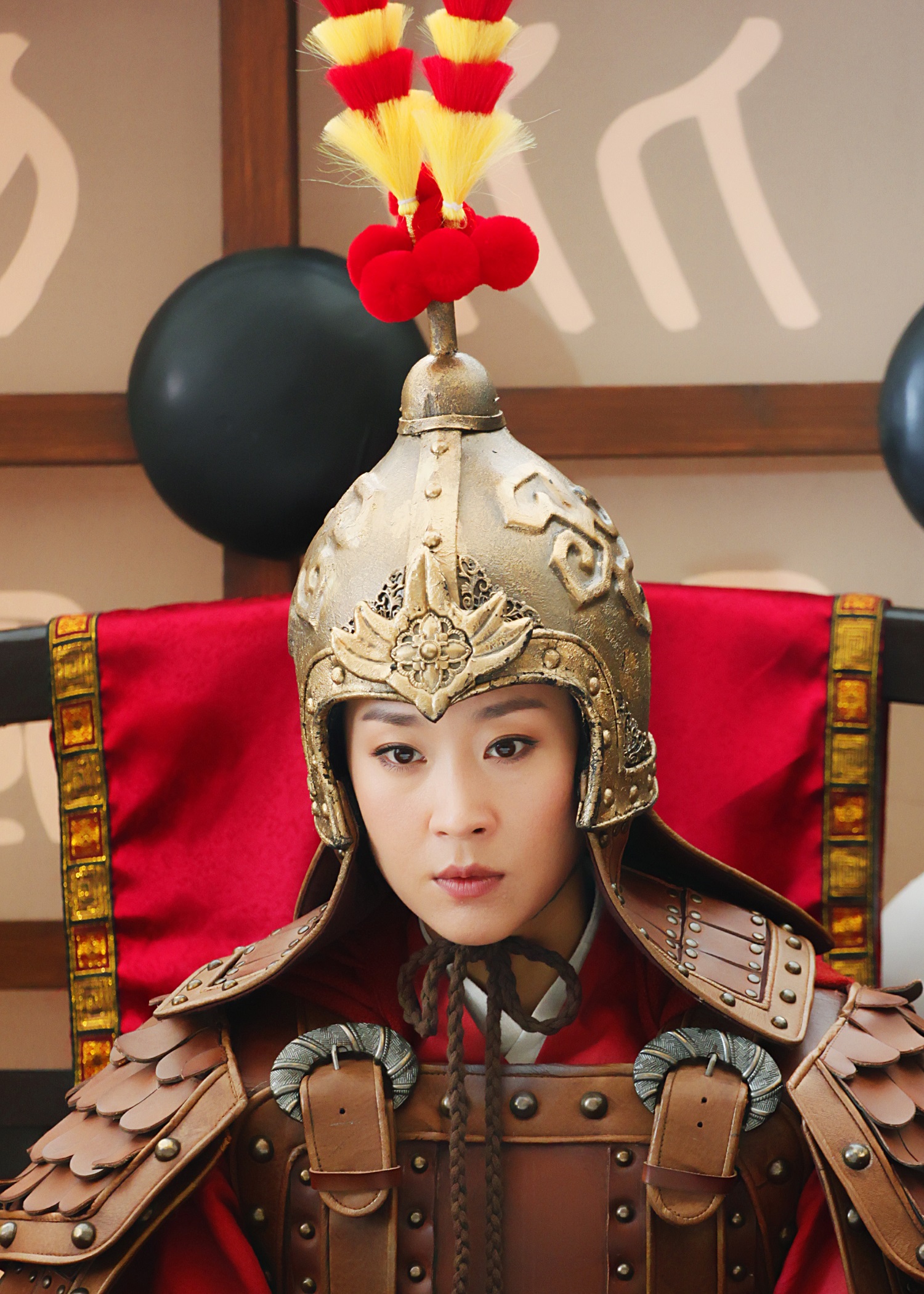 苗圃《骊歌行》热播 从穆桂英到皇后再见演员良心