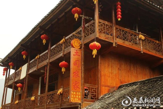 百家媒体聚司城，精准扶贫有成就！