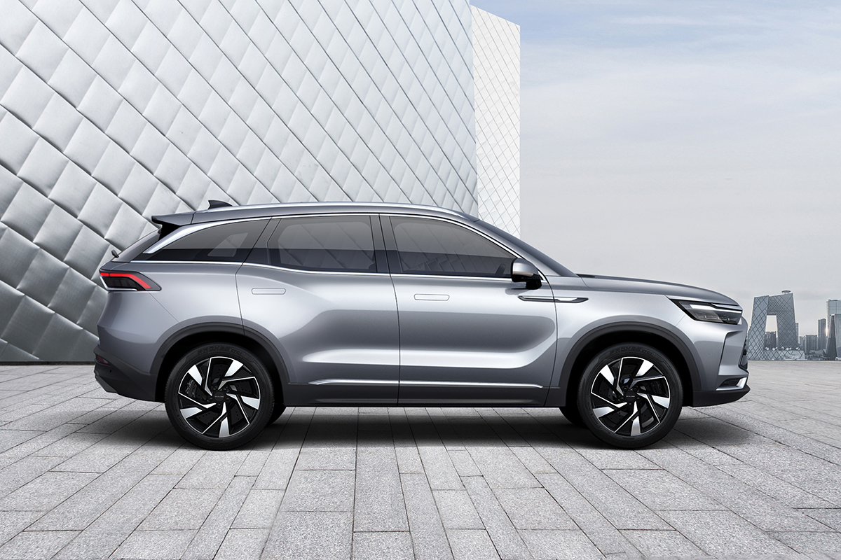 定位中型SUV 北京汽车BEIJING-X7官图公布