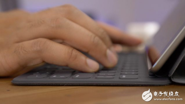 10.5英寸iPad Pro用上Smart Keyboard：如虎添翼 出产力上升
