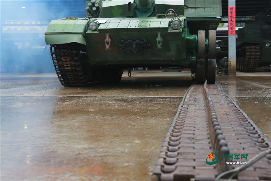 喜迎十九大 装备换季保养展新颜