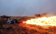 实战开训 海军陆战队红蓝对抗战火起