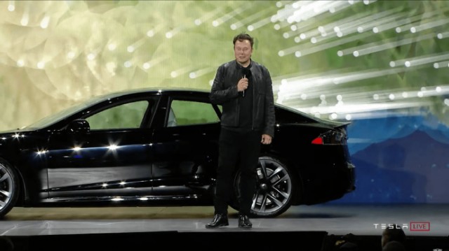 特斯拉Model S Plaid公布：2秒破百、碳包裹电机、蝶形方向盘、17寸中控大屏