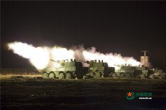 “中部砺剑”实射 多种装备联合火力覆盖