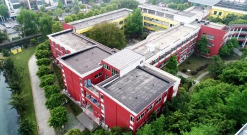 成城市青白江区南开为明学校