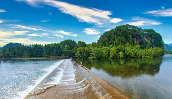 浙江金华政协委员号令多管齐下守护蓝天白云