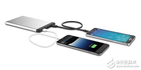 15000mAh的充电宝竟然和iPhone一样薄？便携性毋庸置疑