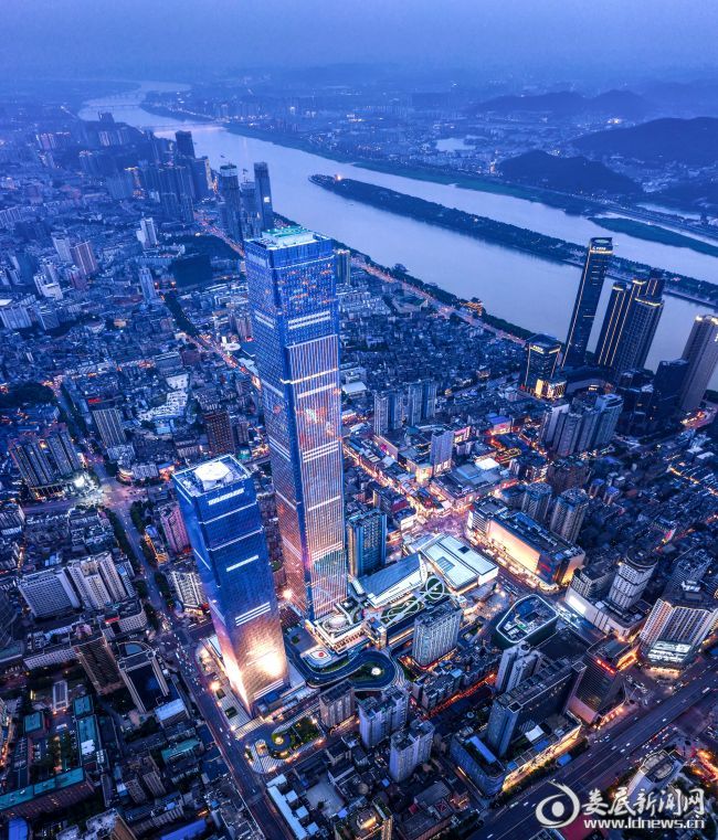 出色长沙 暗香浮动——“湖南人游省会•媒体总编辑看长沙”勾当掠影