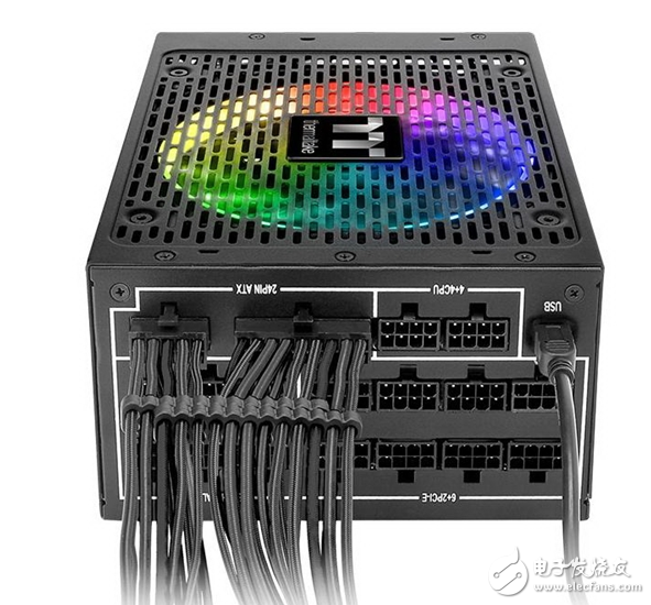 Thermaltake发布1250W新旗舰电源：让你的机箱各种酷炫 全球首个1680万色RGB