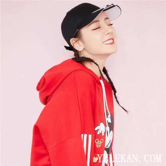 粉丝为什么但愿迪丽热巴和经纪公司解约？