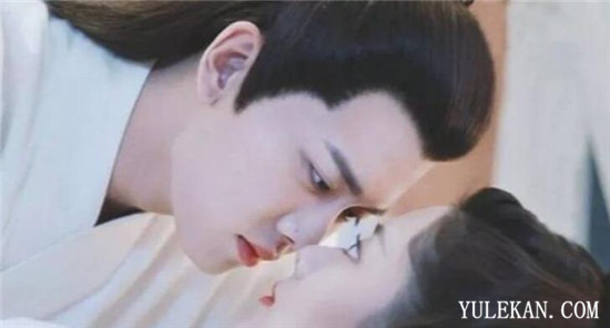 《锦衣之下》陆绎对待今夏和别人有哪些不同？陆大人是个双标男？