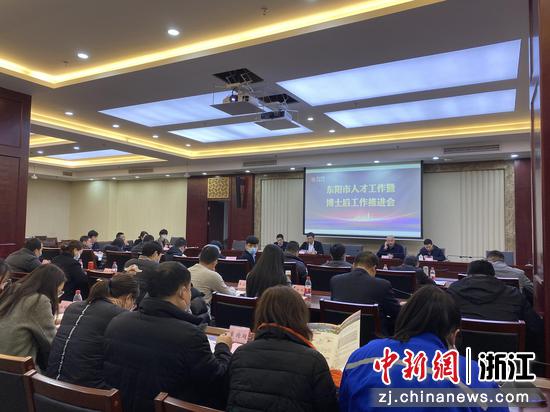 浙江东阳建“高校雇用专线”“赴外引才专线”为企聚才