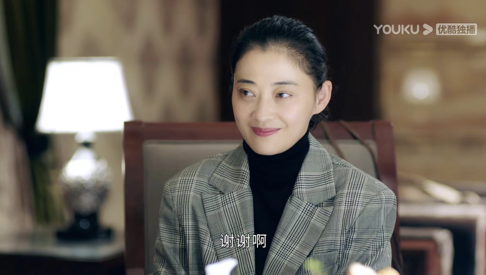 《父母爱情》之后，梅婷再带来了一部爆款家庭剧，双双坠坠的冲上热播榜第一！