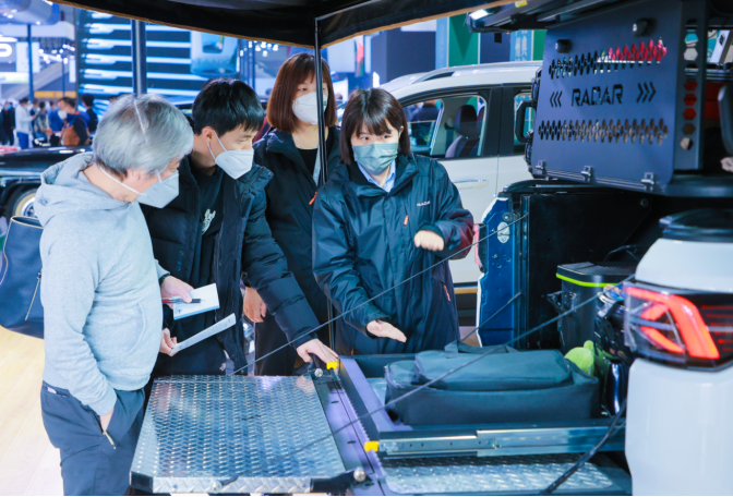 支持大功率外放电 雷达RD6多款改装车登陆广州车展