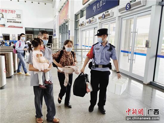 “五一”假期北海铁路公安处四成机关警力支援派出所工作