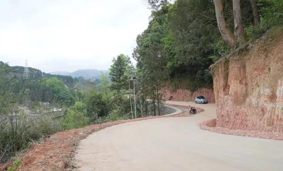 基层支部选优配强 “她力量”赋能乡村振兴