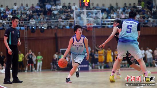 2023年第三届“大化·壮乡杯”篮球联赛落幕