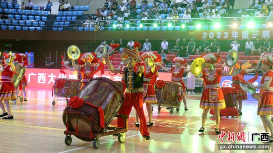 2023年第三届“大化·壮乡杯”篮球联赛落幕