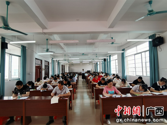 横州市马山镇夯实教学基本功 促进教育高质量发展