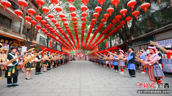 广西百色举办多项活动庆祝“三月三”