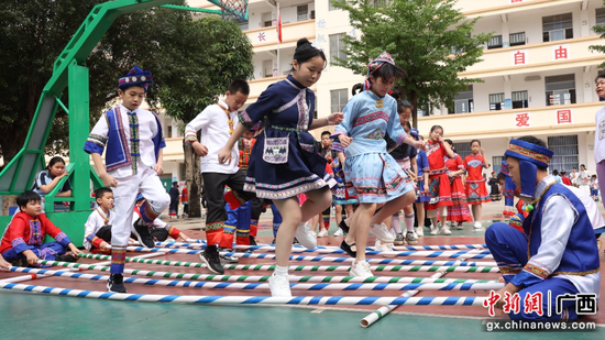 广西—东盟经开区：多彩民俗活动  喜迎“壮族三月三”