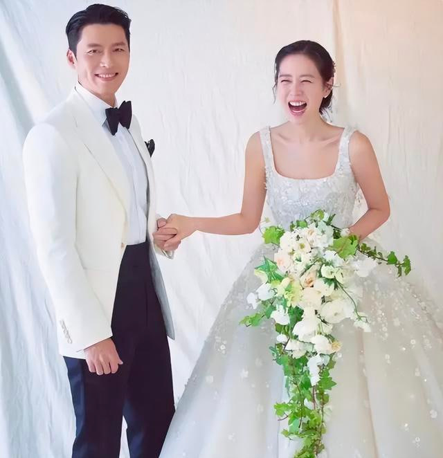 网曝孙艺珍玄彬离婚？玄彬输掉30亿韩元孙艺珍近期很颓？