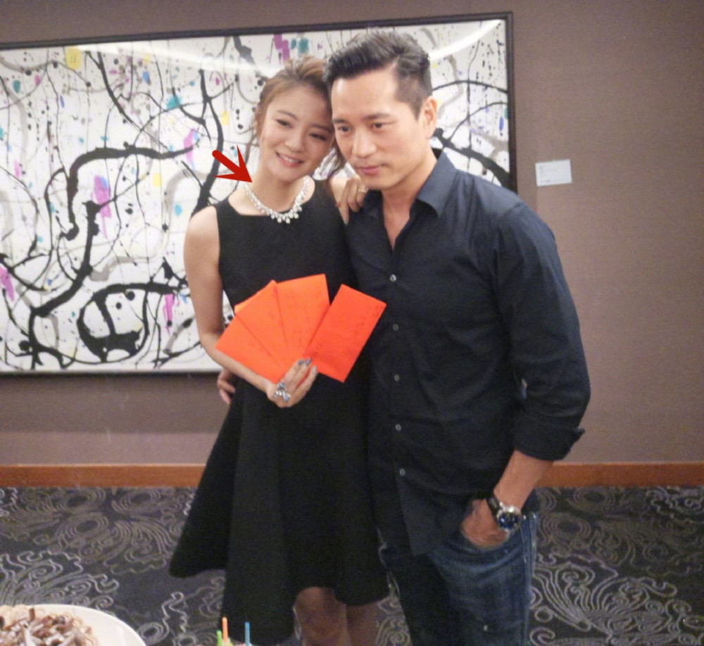 安以轩丈夫坐拥十几个贵宾厅，还有几十亿身家