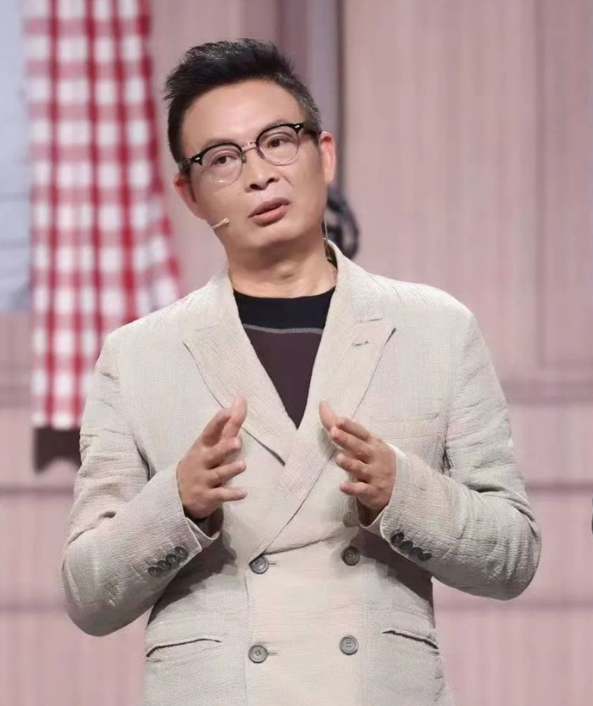 《王牌对王牌》沉浸式读书会你观看了吗？麦家带你感受阅读魅力