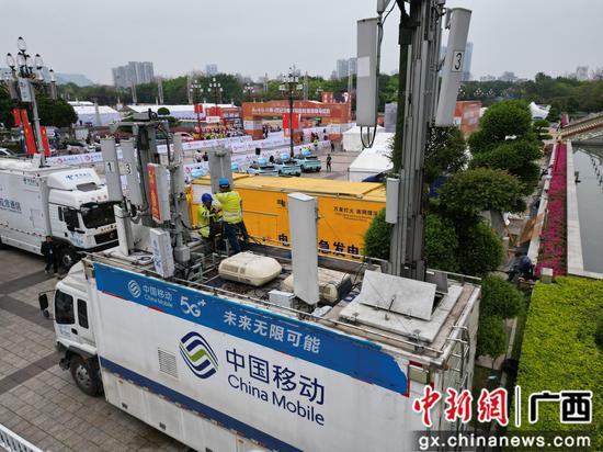 柳州移动5G护航首届马拉松赛事