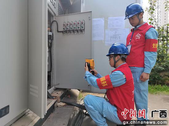 崇左供电局快速响应鏖战汛期 确保高考供电万无一失