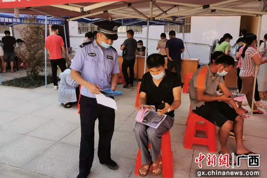 横县：多种反诈宣传形式织密全民防骗安全网