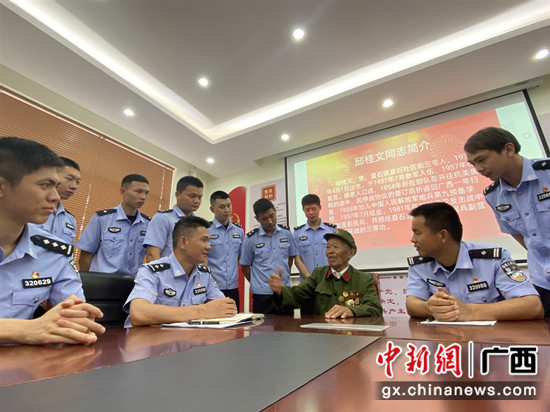 崇左警方供图 崇左夏石边境检查站开展主题“党日+”实践活动