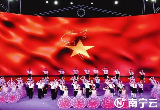 南宁：童心向党庆百年 红色基因代代传