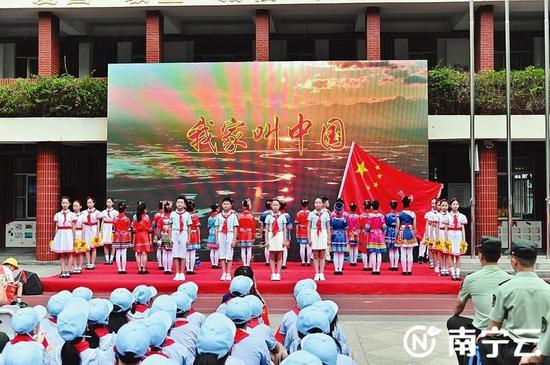 南宁：童心向党庆百年 红色基因代代传