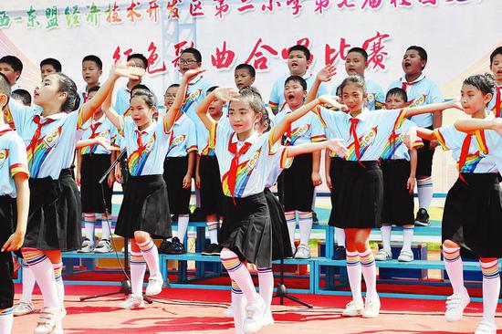 南宁：童心向党庆百年 红色基因代代传