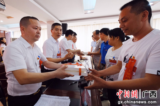 桂林临桂两江镇丰富形式促党史学习教育掀高潮