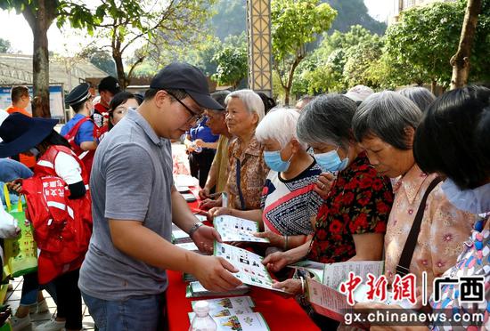 广西-东盟经开区掀新一轮垃圾分类热潮助力创城创卫