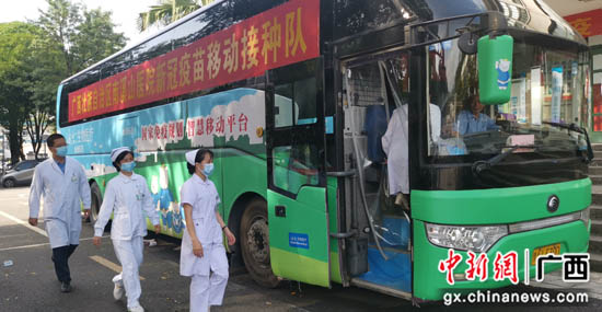 南溪山医院为群众接种新冠疫苗突破3万人次