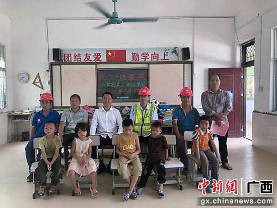 宾阳县碗窑村第一书记刘文辉：不忘初心 永葆本色