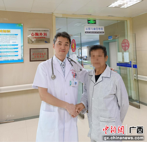 老兵下肢动脉硬化闭塞 医生“两针眼”微创解难题