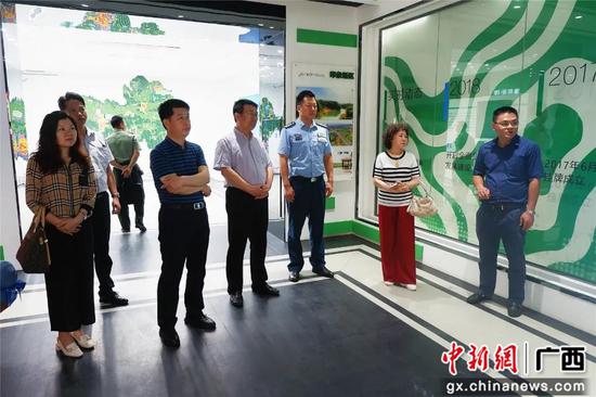 柳州北部生态新区接待一批“特别”客人 为无人机而来