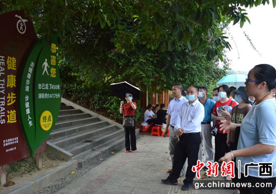 河池爱国卫生运动委赴巴马调研 多县将申创国家卫生县城