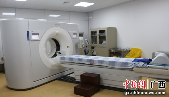 广西首台彩色光谱CT在南溪山医院投入使用