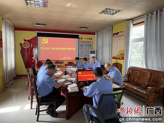 玉林工务段多措并举推进党史学习教育走深走实